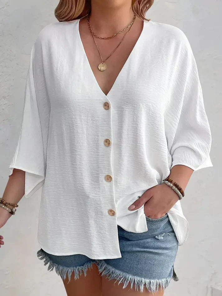 VERSATILE V: Blusa Esencial con Cuello en V