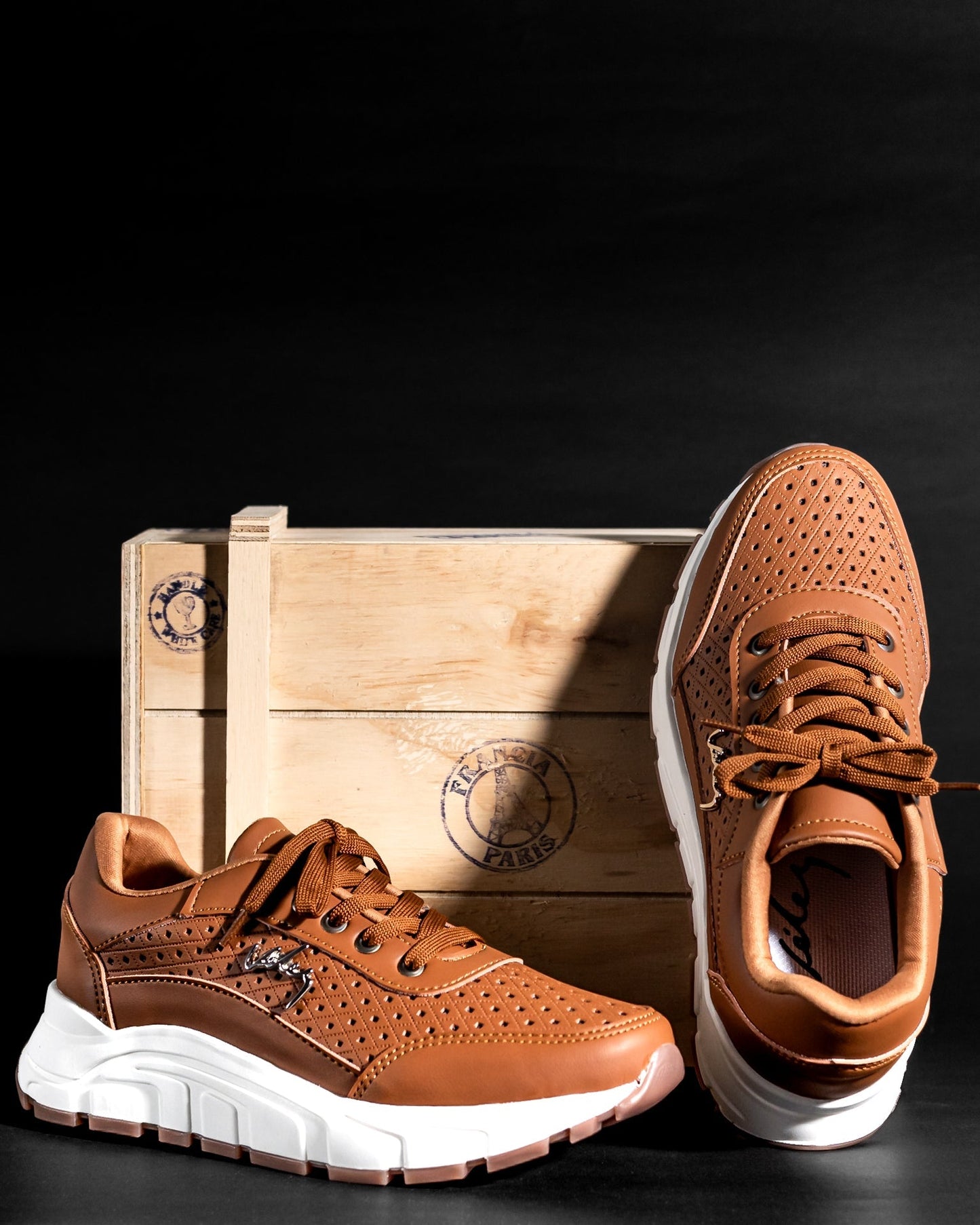 GlowStep™ Sneakers Doradas